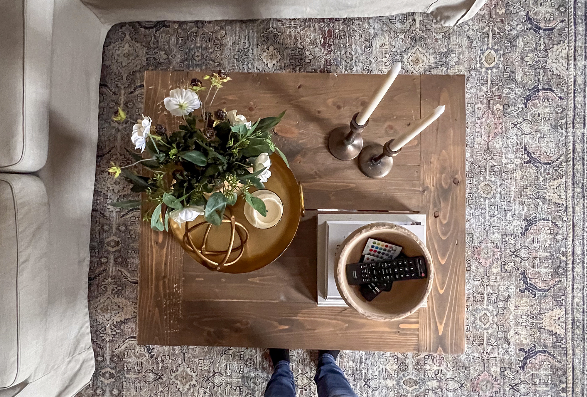 How to Decorate with Trays
